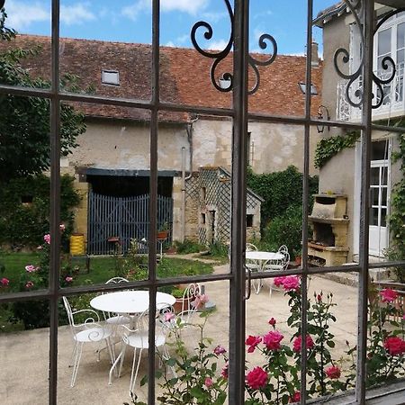 Le Relais Des Roses- Chambres D'Hotes Vatan Экстерьер фото